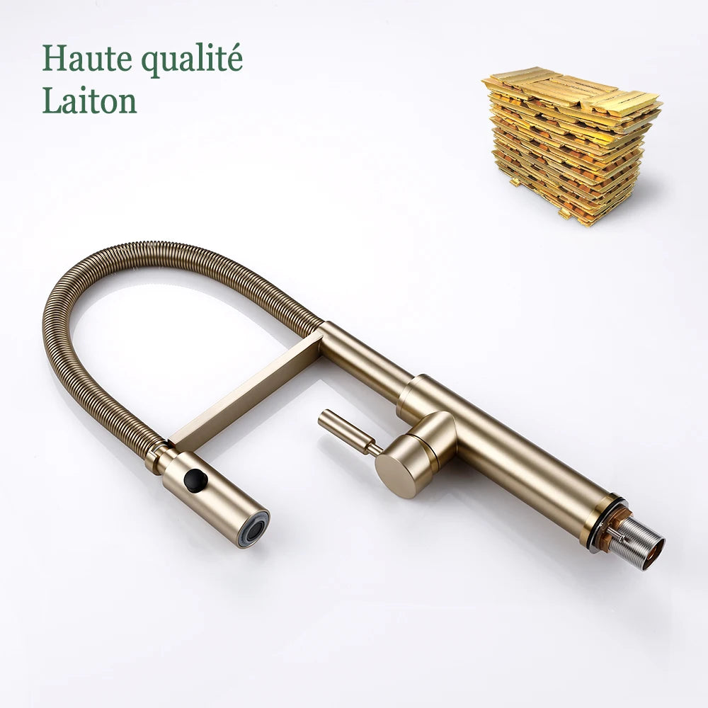Brushed Gold Kitchen Faucets Single Handle Pull Out Kitchen Mixer Hot And Cold Water Swivel Degree Water Tap
