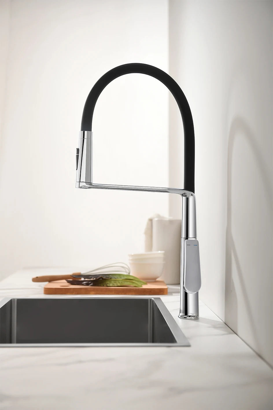 VGX Brushed Kitchen Faucet Sink Faucet Rubber Pull Down Stream Sprayer Tap Rotatable Kitchen Mixer Water Tap Hot Cold Crane Gold