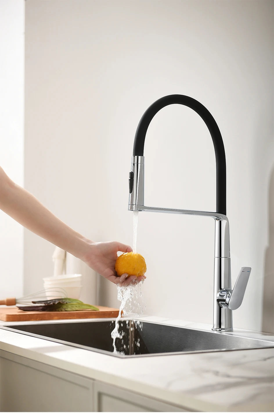 VGX Brushed Kitchen Faucet Sink Faucet Rubber Pull Down Stream Sprayer Tap Rotatable Kitchen Mixer Water Tap Hot Cold Crane Gold